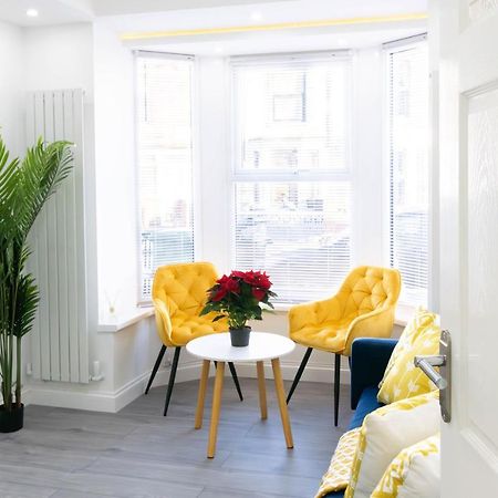 Open Mind Property - 6 Luxury Bedrooms With Free Parking Portsmouth Exterior foto