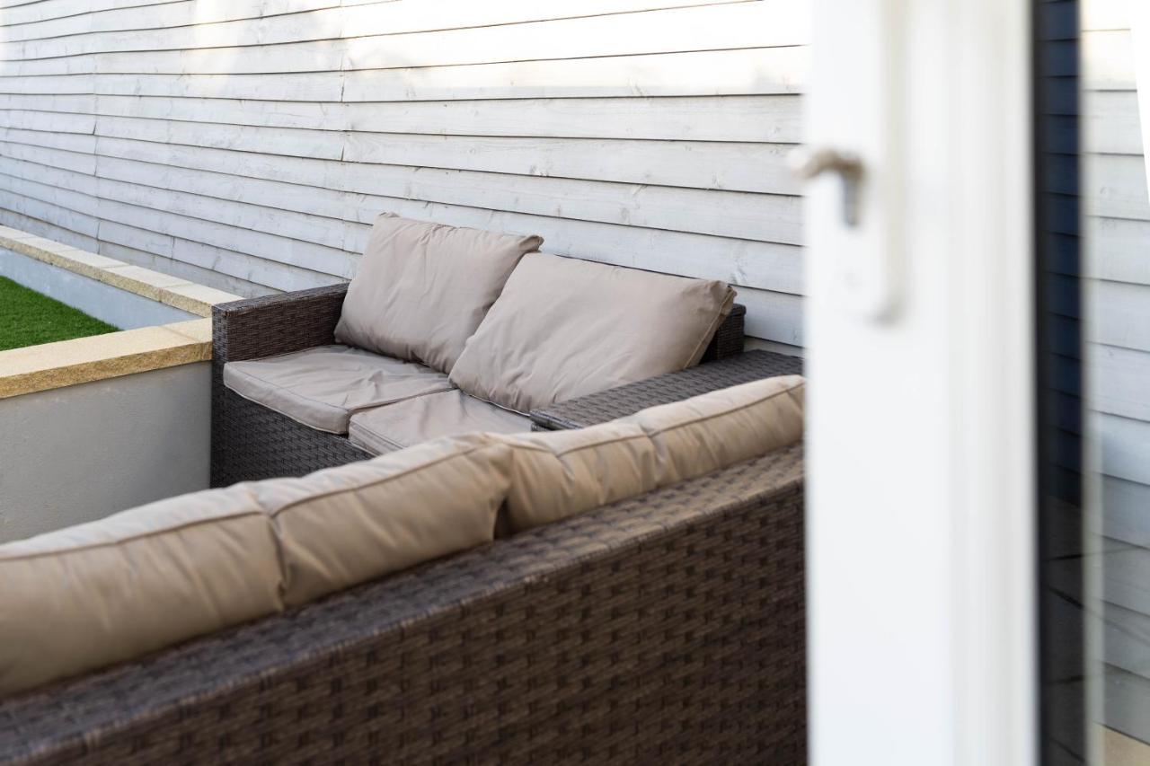 Open Mind Property - 6 Luxury Bedrooms With Free Parking Portsmouth Exterior foto
