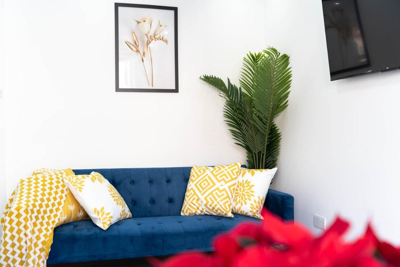 Open Mind Property - 6 Luxury Bedrooms With Free Parking Portsmouth Exterior foto